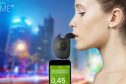 酔いがさめる時間も測定、スマホ連動のアルコールチェッカー「FLOOME」